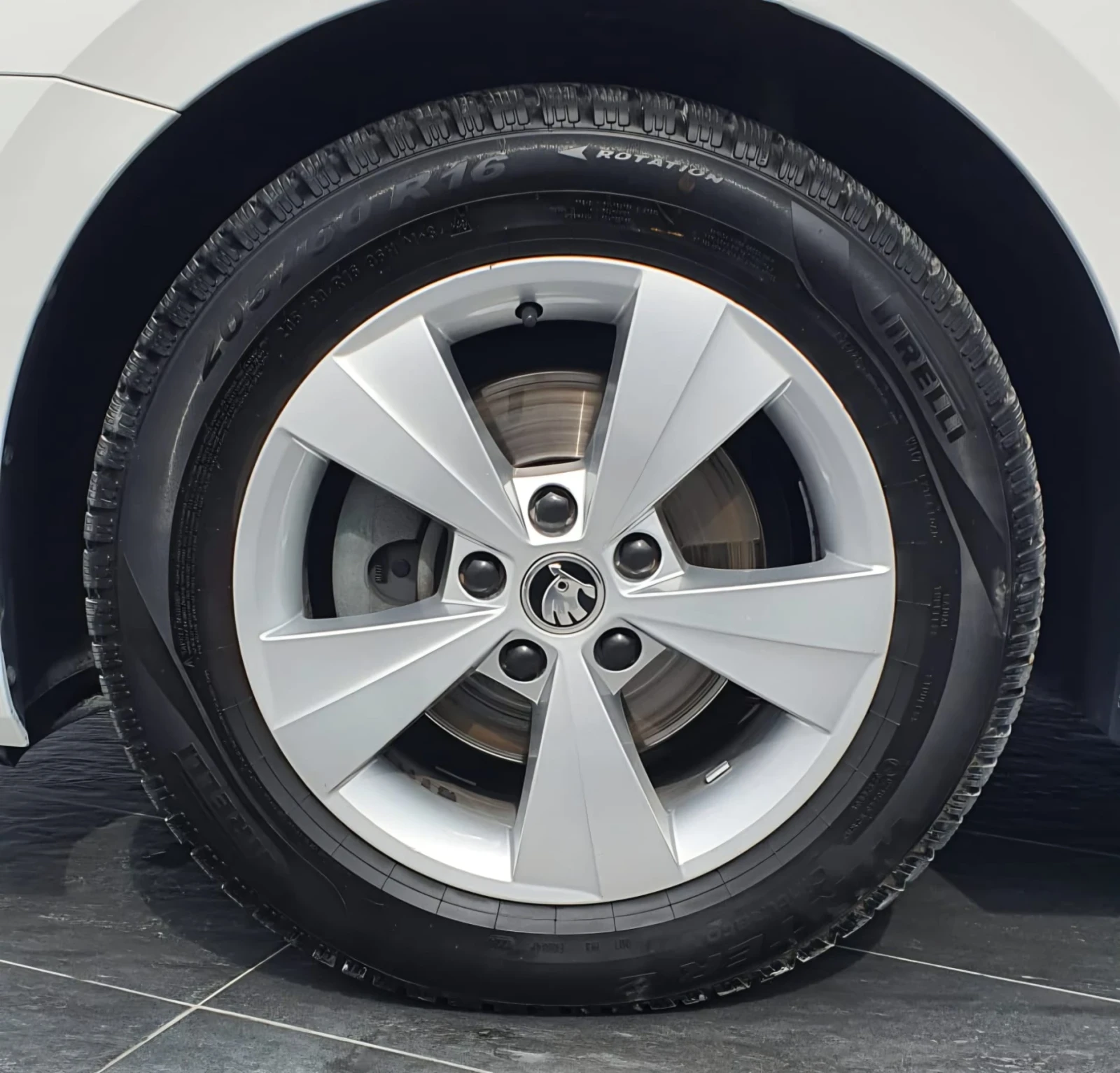 Skoda Octavia 2.0TDI Vagon Sportline DSG Euro6D, снимка 16 - Автомобили и джипове - 53923889