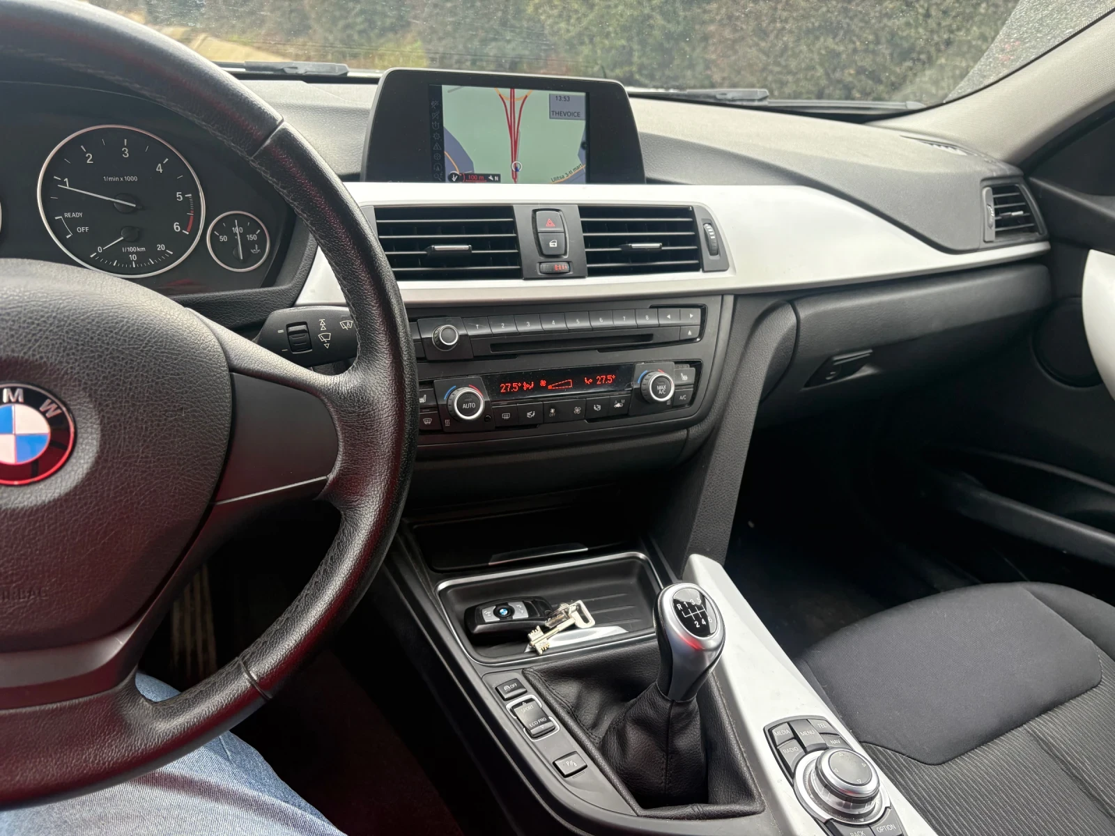 BMW 320 2.0, снимка 5 - Автомобили и джипове - 54019677