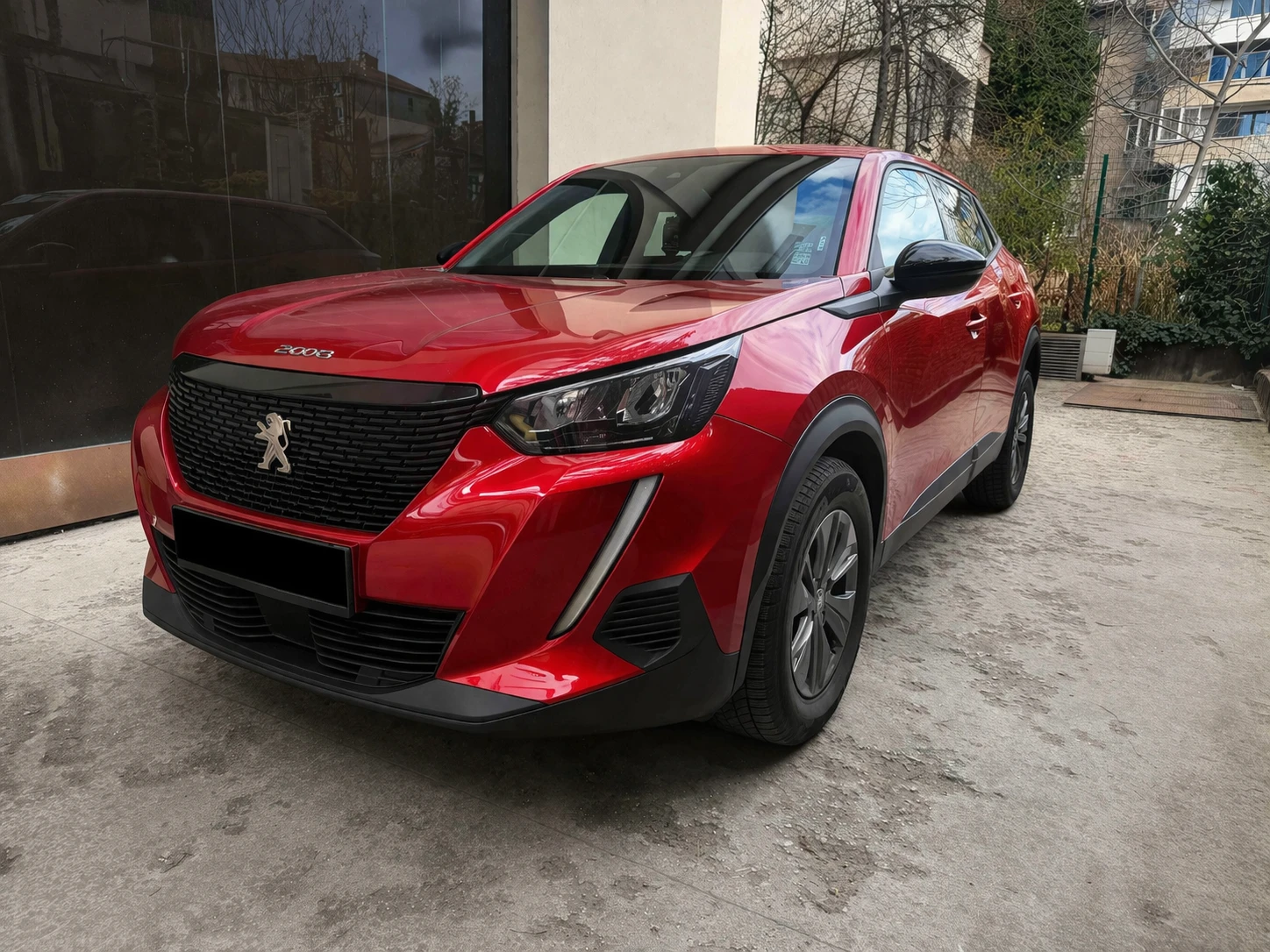 Peugeot 2008 1.2 PureTech 130 к.с. EAT8 ГАРАНЦИЯ 