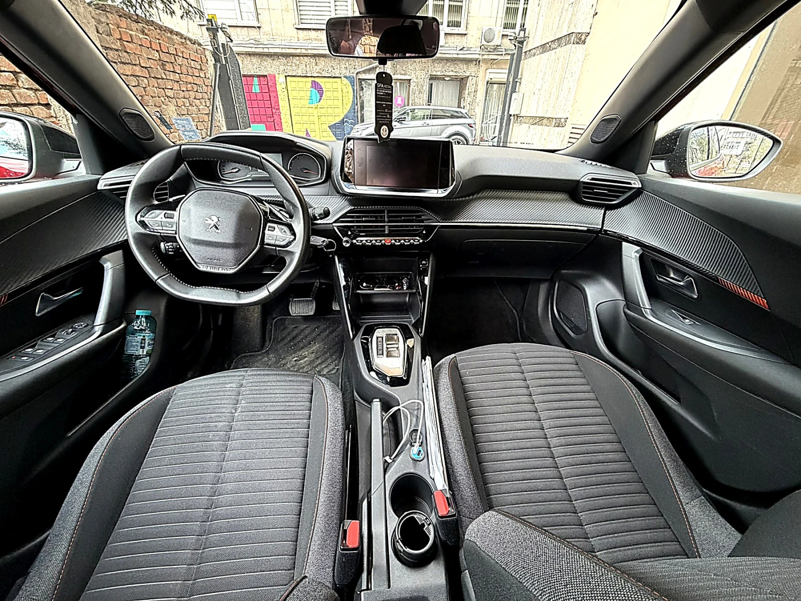 Peugeot 2008 1.2 PureTech 130 к.с. EAT8 ГАРАНЦИЯ , снимка 12 - Автомобили и джипове - 54138839