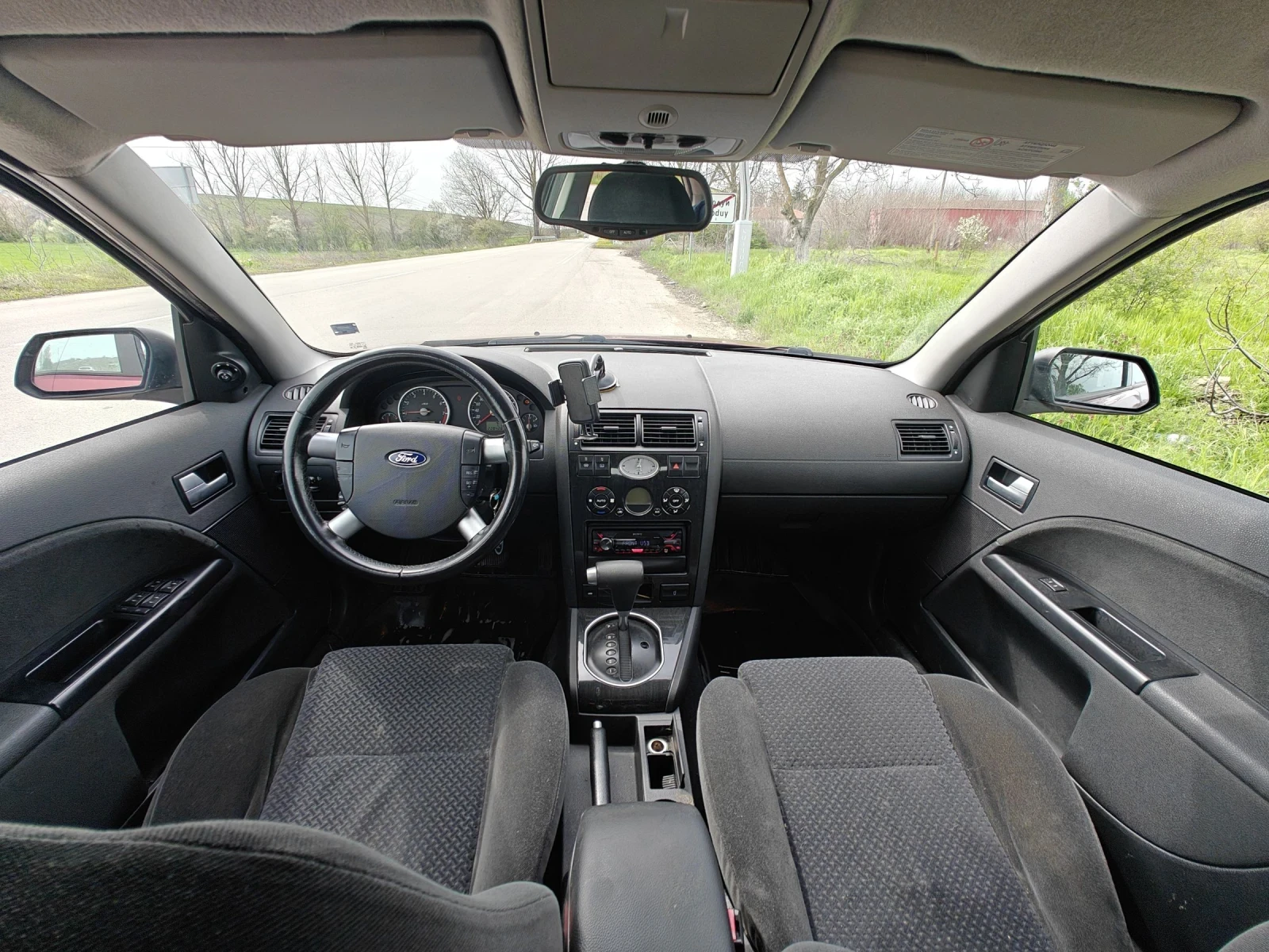 Ford Mondeo Ghia 2.0 16V, снимка 12 - Автомобили и джипове - 54264048