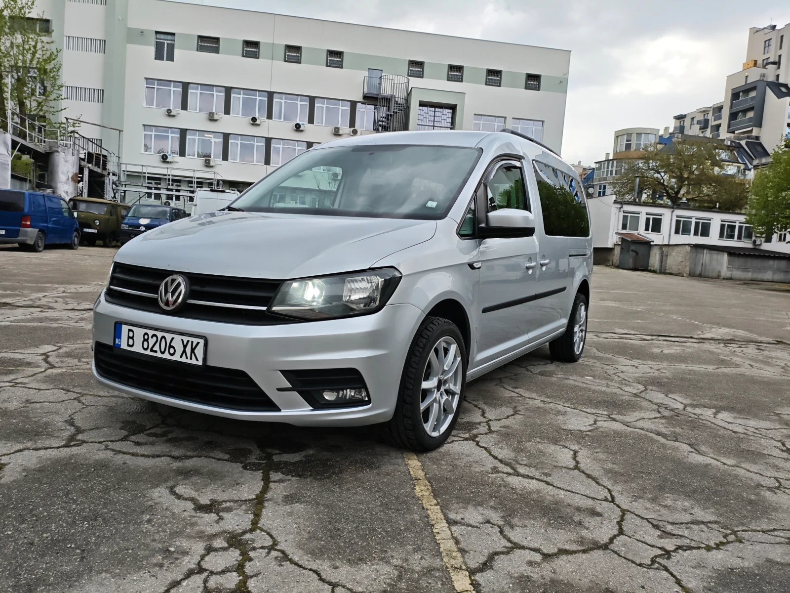 VW Caddy Vw Caddy Maxi* 2015г. * DSG* 7 местен отличен!, снимка 13 - Автомобили и джипове - 54382650