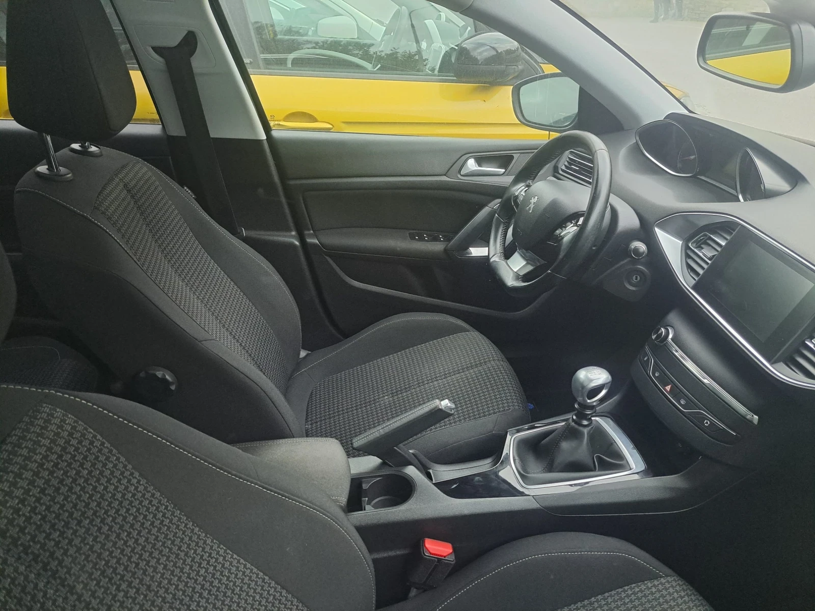 Peugeot 308 1.5TDI HOLANDIA, снимка 5 - Автомобили и джипове - 54516629