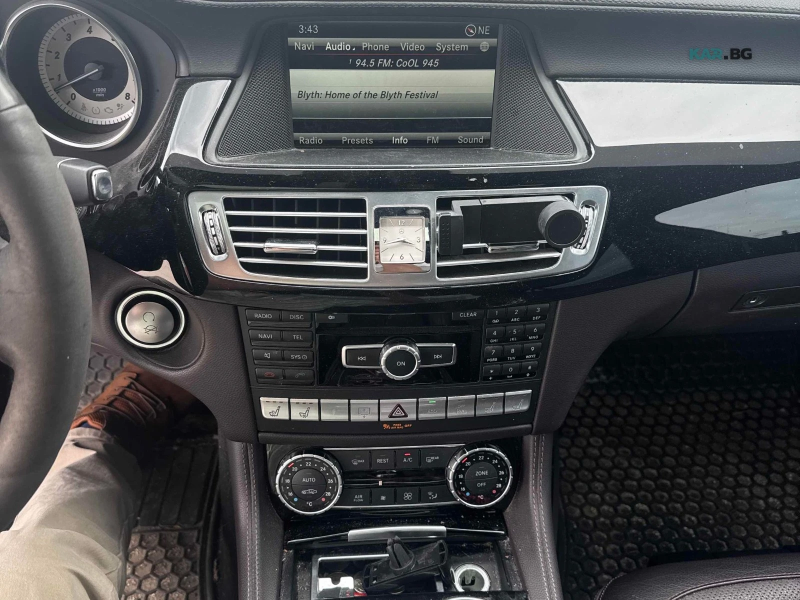 Mercedes-Benz CLS 550 4MATIC Автокредит Цена до България, снимка 9 - Автомобили и джипове - 55047156