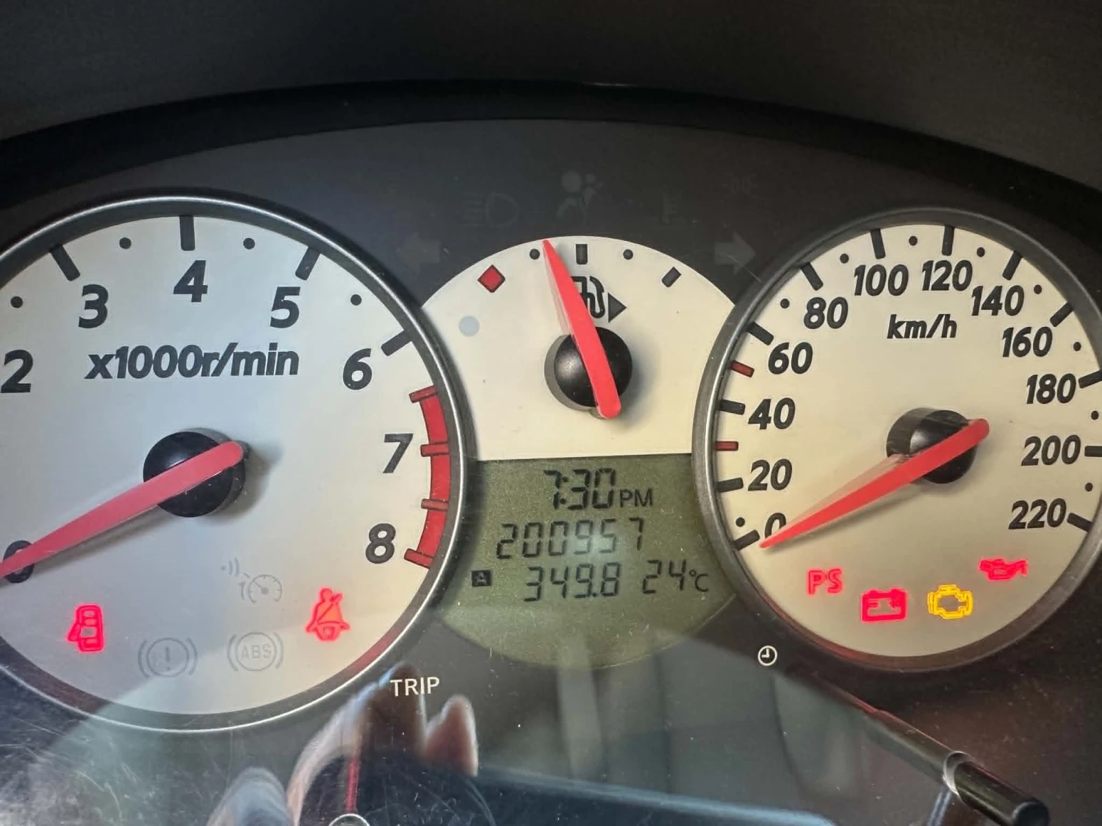 Nissan Micra, снимка 4 - Автомобили и джипове - 55112239