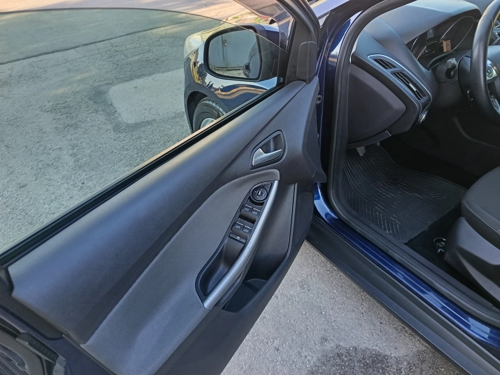 Ford Focus 1.6, снимка 14 - Автомобили и джипове - 55263560