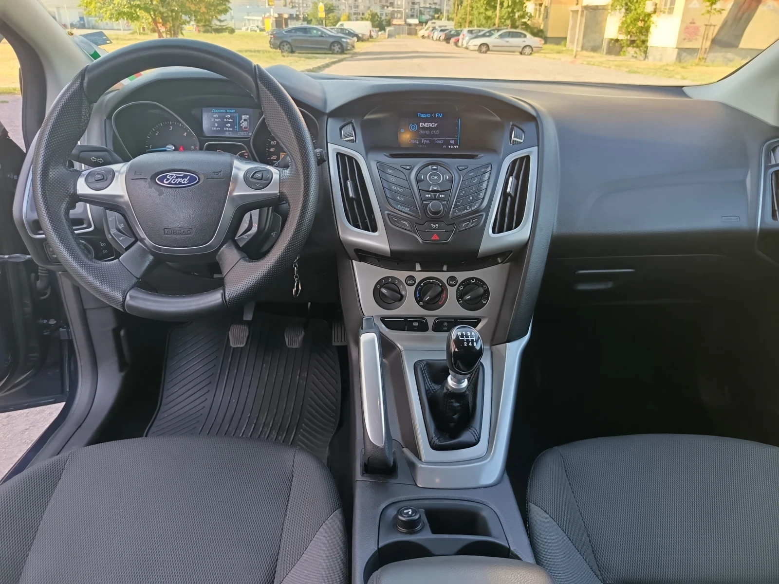 Ford Focus 1.6, снимка 12 - Автомобили и джипове - 55263560