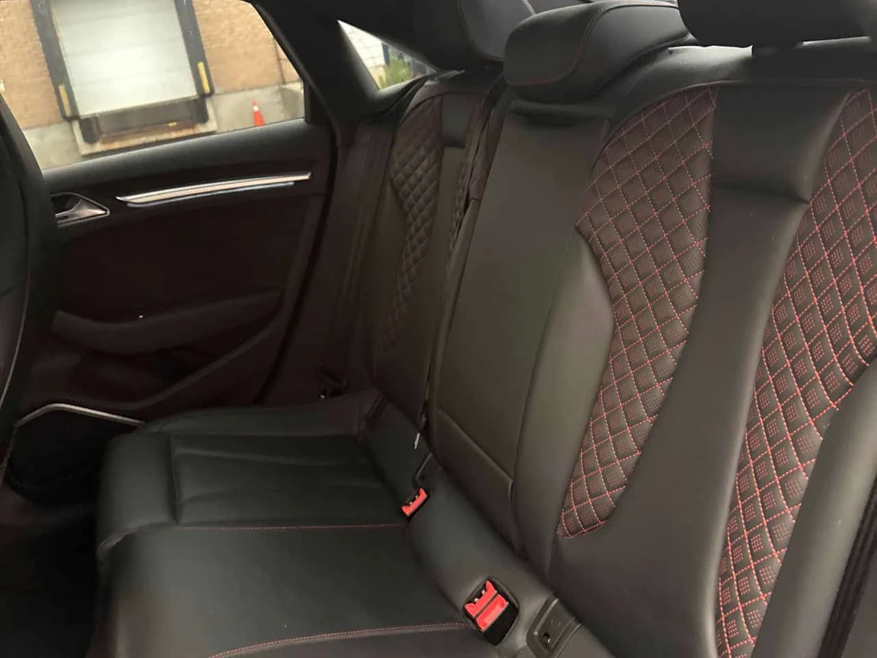 Audi Rs3 quattro  CARFAX, снимка 16 - Автомобили и джипове - 55318707