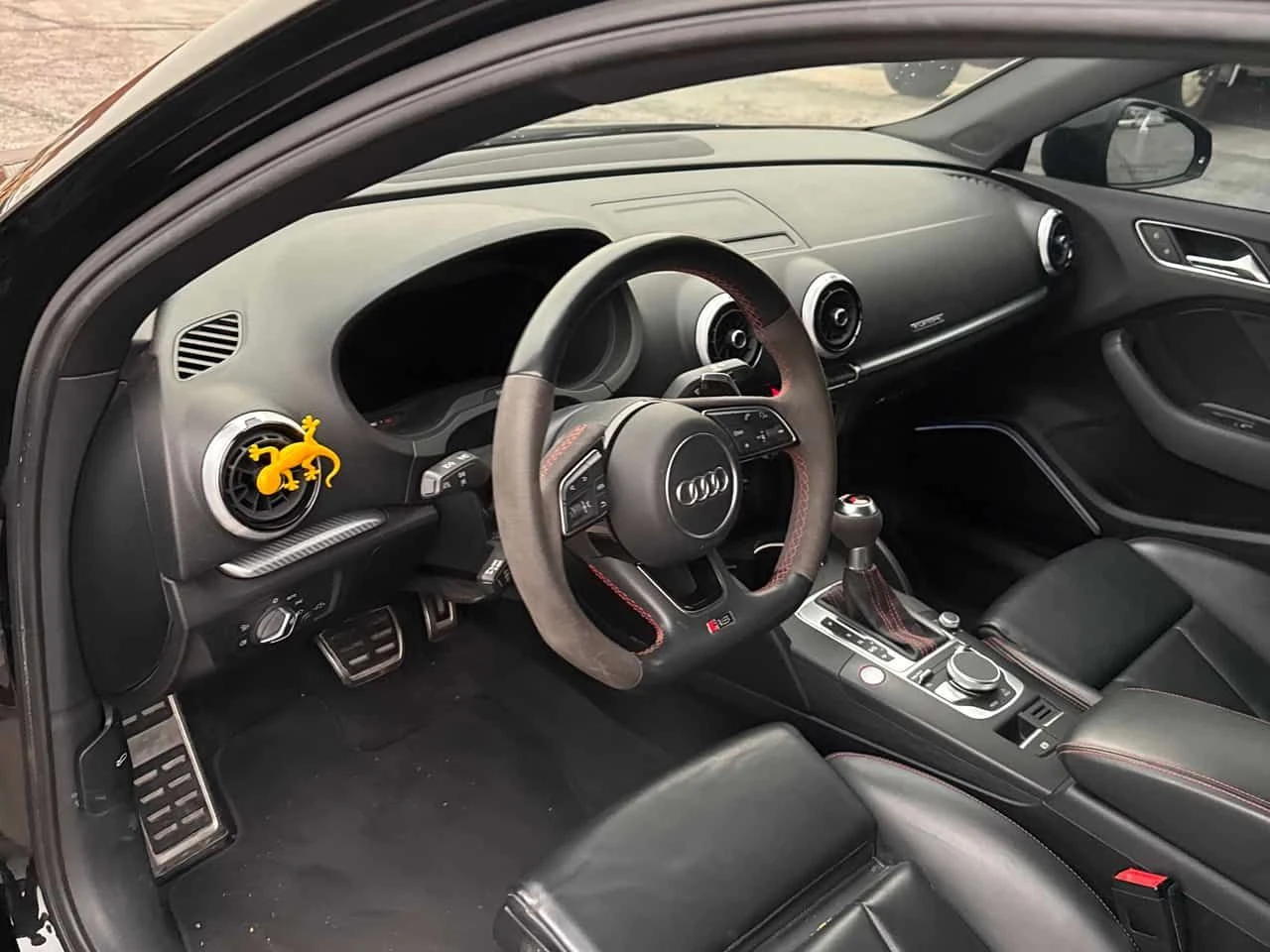 Audi Rs3 quattro  CARFAX, снимка 5 - Автомобили и джипове - 55318707