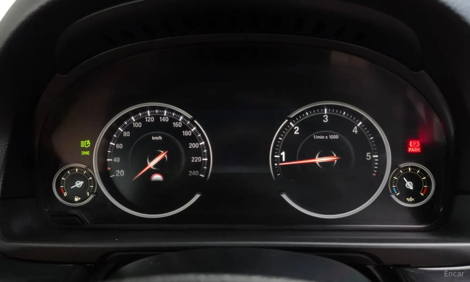 BMW 520 TOP CENA* FULL EXTRI, снимка 8 - Автомобили и джипове - 55571522