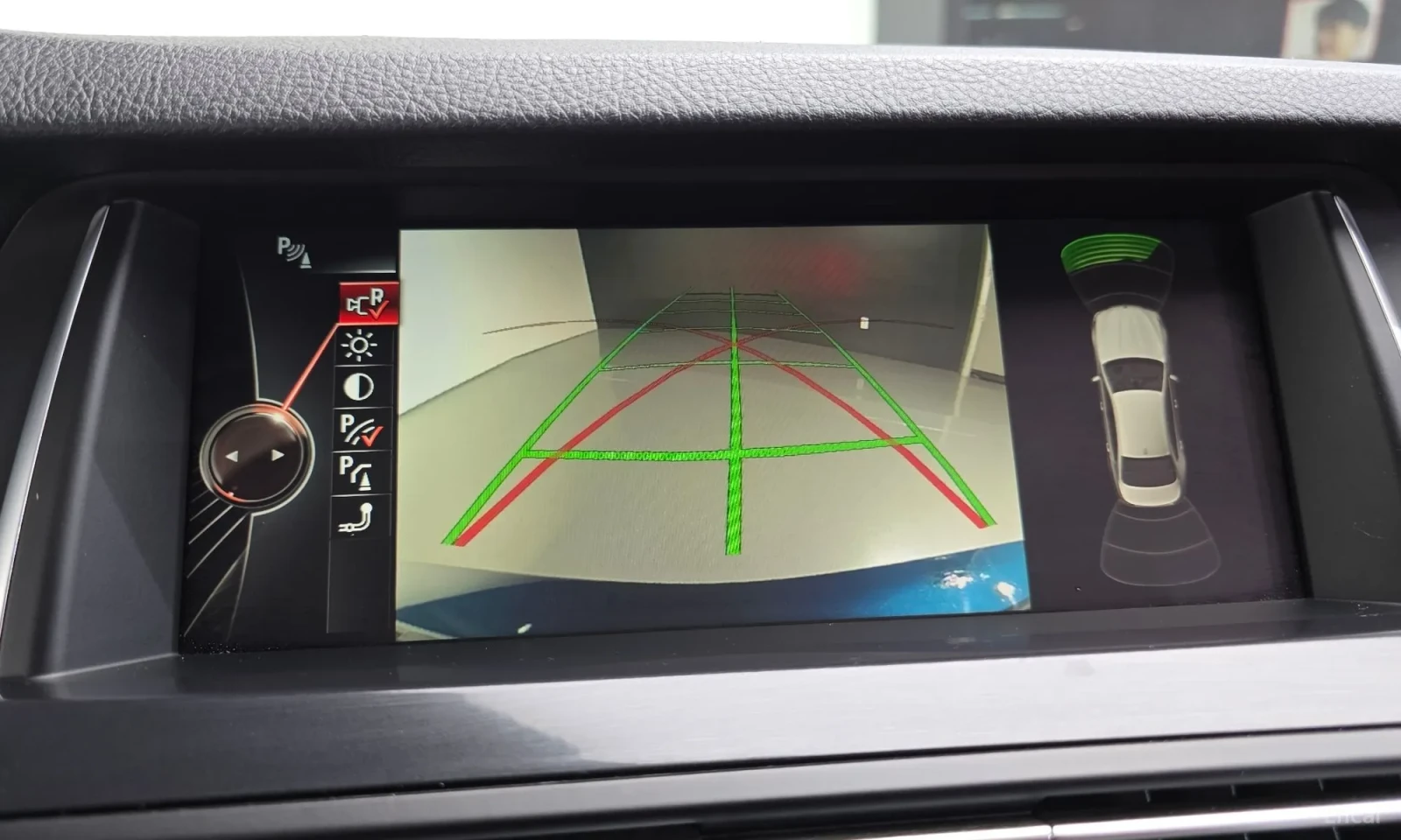 BMW 520 TOP CENA* FULL EXTRI, снимка 16 - Автомобили и джипове - 55571522