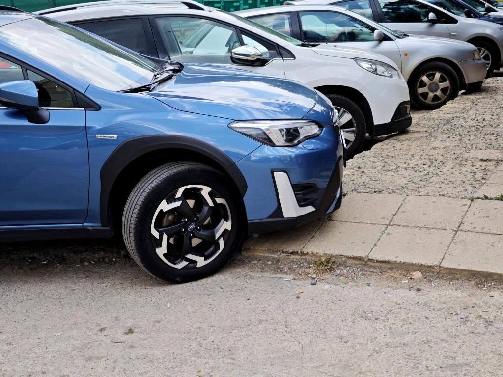 Subaru XV e-boxer, снимка 14 - Автомобили и джипове - 55613087