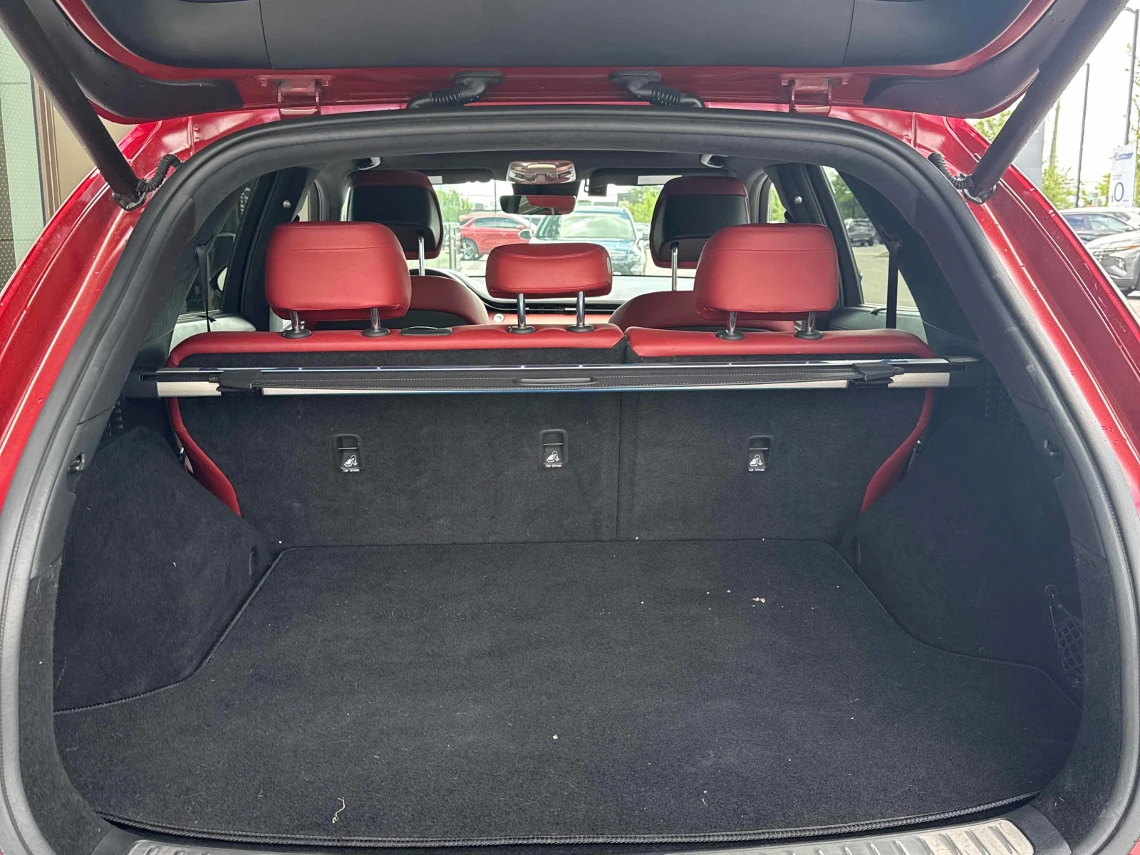 Genesis GV70 * 3.5T Sport Plus * АВТОКРЕДИТ БЕЗ ПЪРВОНАЧАЛНА* , снимка 14 - Автомобили и джипове - 55823792