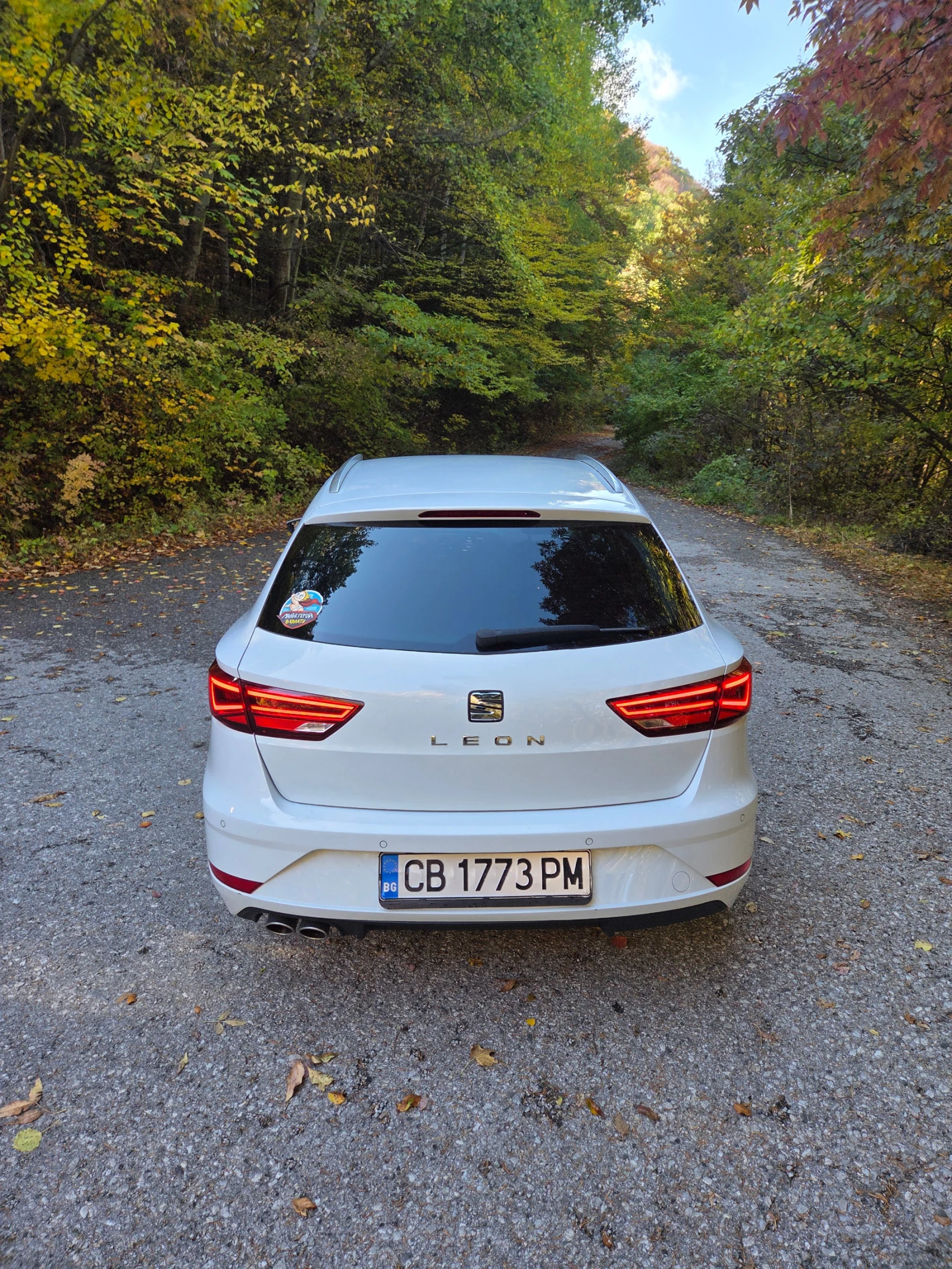 Seat Leon Sportstourer ST, снимка 2 - Автомобили и джипове - 56658206