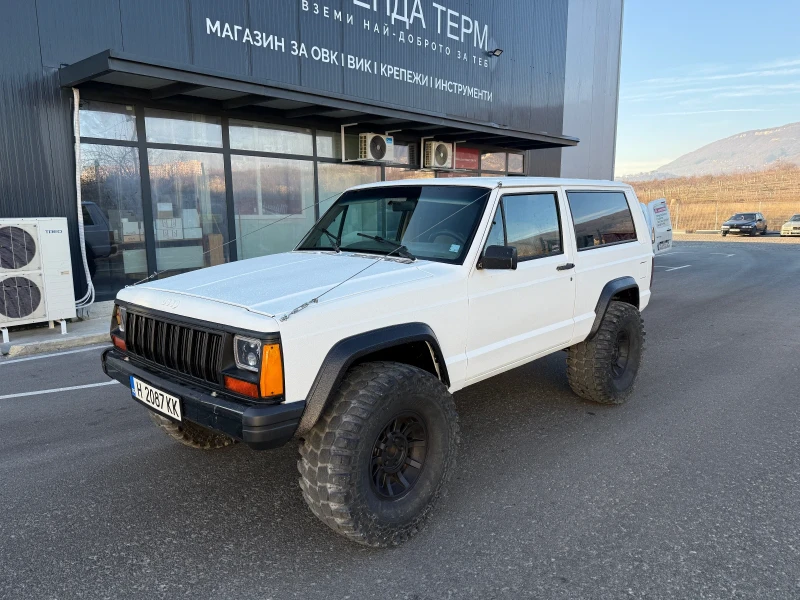 Jeep Cherokee, снимка 1 - Автомобили и джипове - 48462742