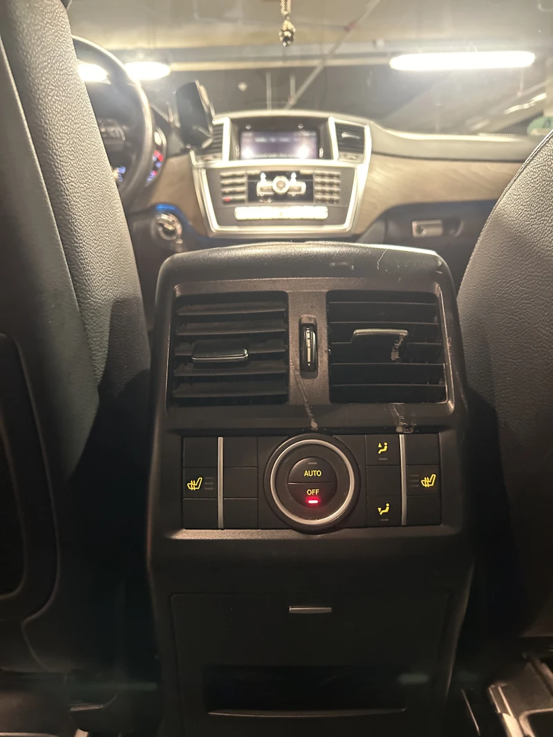 Mercedes-Benz ML 350 FULL , снимка 9 - Автомобили и джипове - 50700702