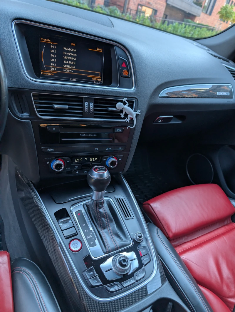 Audi SQ5 3.0 TFSI , снимка 11 - Автомобили и джипове - 52105755