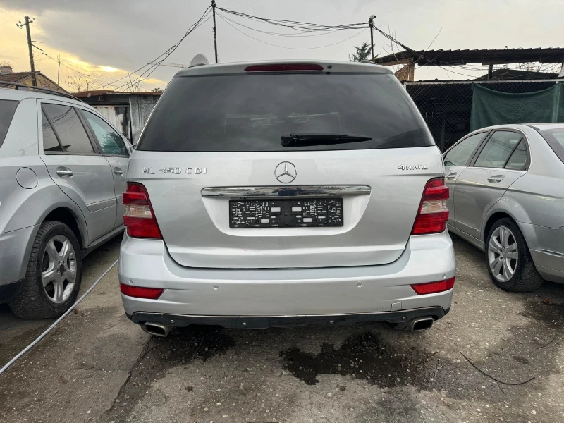 Mercedes-Benz ML 320, снимка 14 - Автомобили и джипове - 52682870