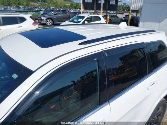 Jeep Grand cherokee SUNROOF* NAVI* GAZ* , снимка 9 - Автомобили и джипове - 47311447