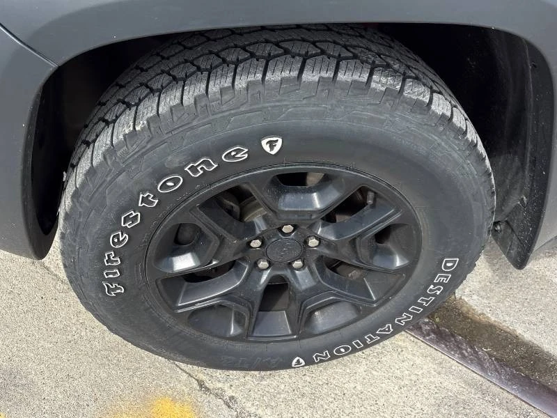 Jeep Cherokee * Trailhawk * PANO * МЪРТВА ТОЧКА * ПОДГРЕВ * ПАМЕ, снимка 11 - Автомобили и джипове - 54894563
