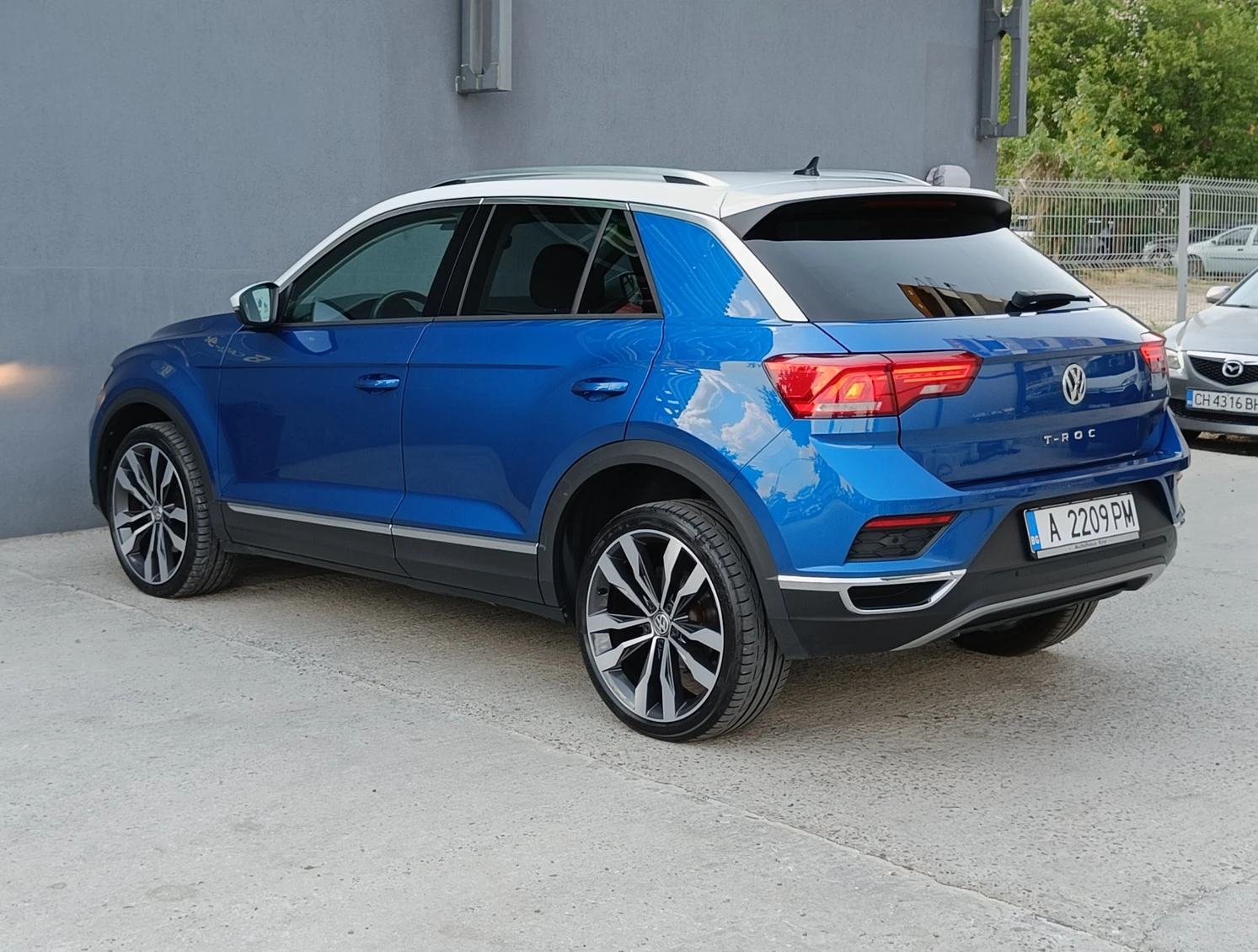 VW T-Roc 1.0 TSI 64400km - изображение 6