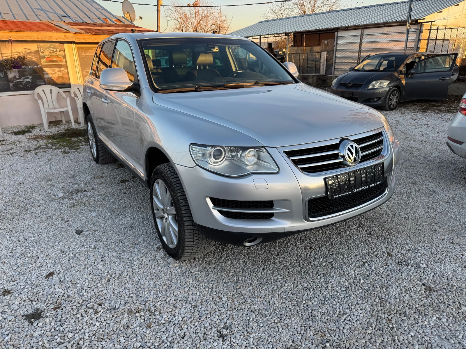 VW Touareg 2.5TDI-NAVI-KOJA-XENON-PODJREV-4X4-PAMET - изображение 7