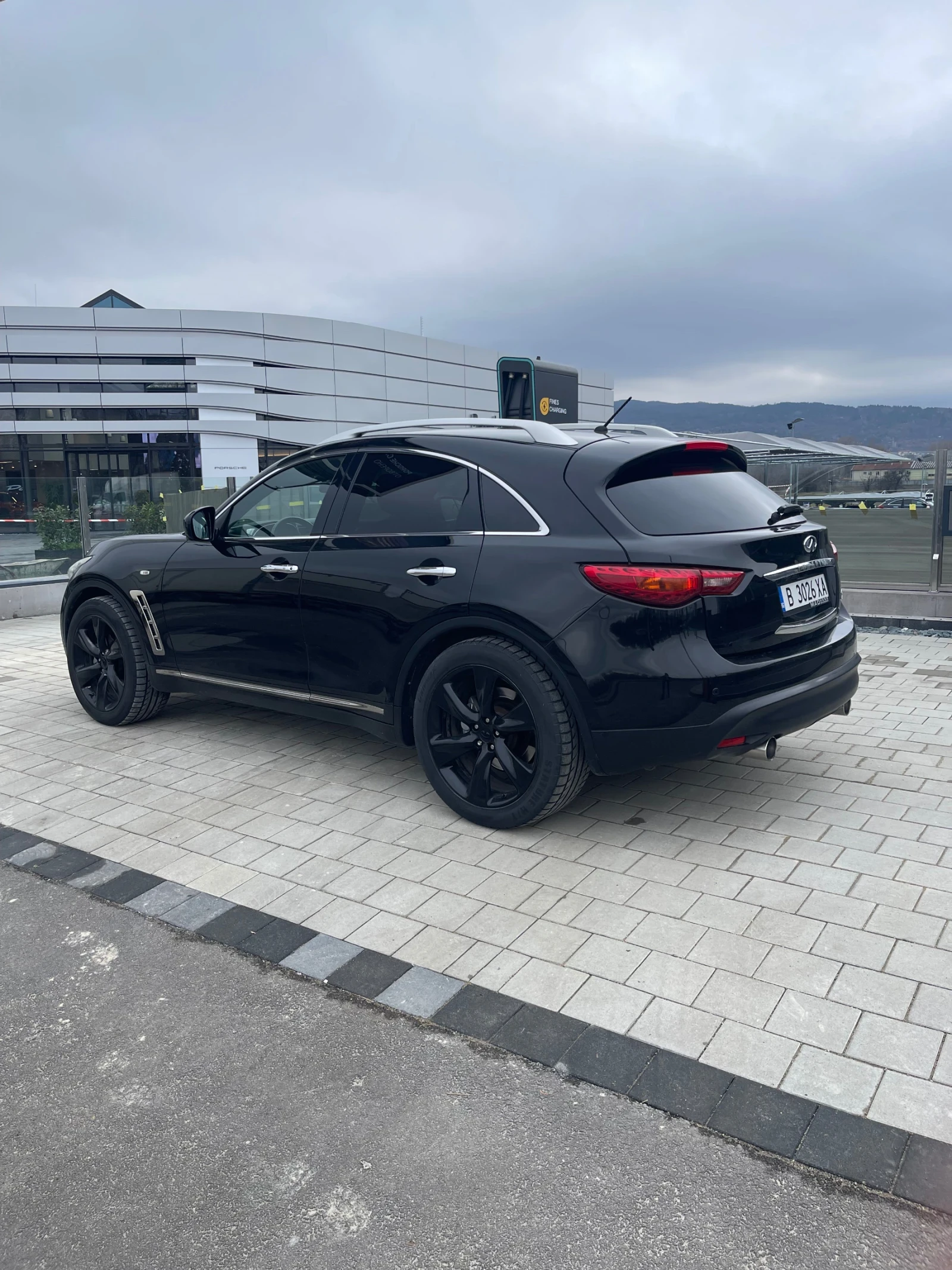 Infiniti Fx 30 d S 3.0V6 238hp 600nm - изображение 2