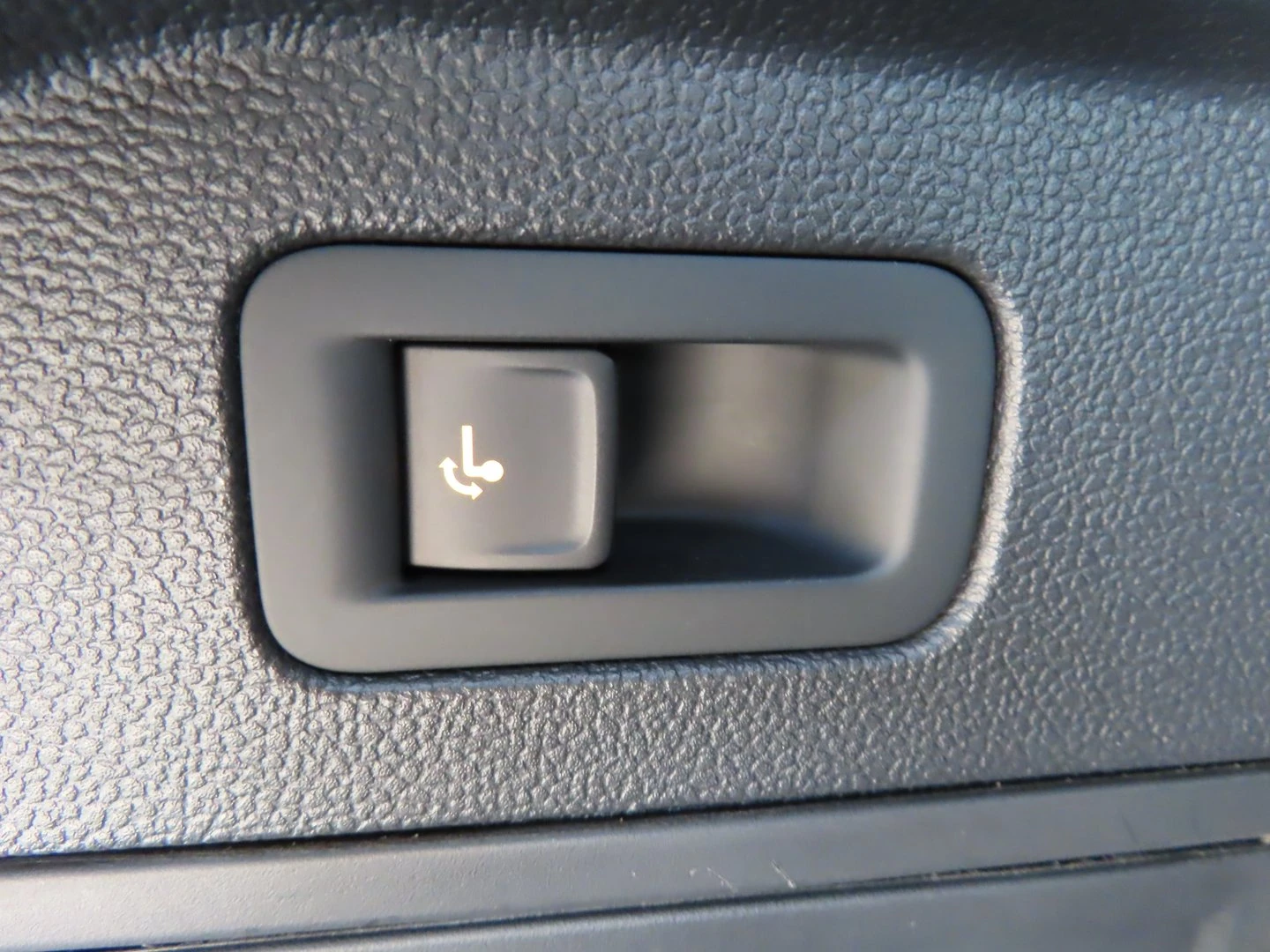 VW Tiguan LWB PA R-Line 2.0TDI 4MOTION DSG | Mobile.bg � ����������� 6