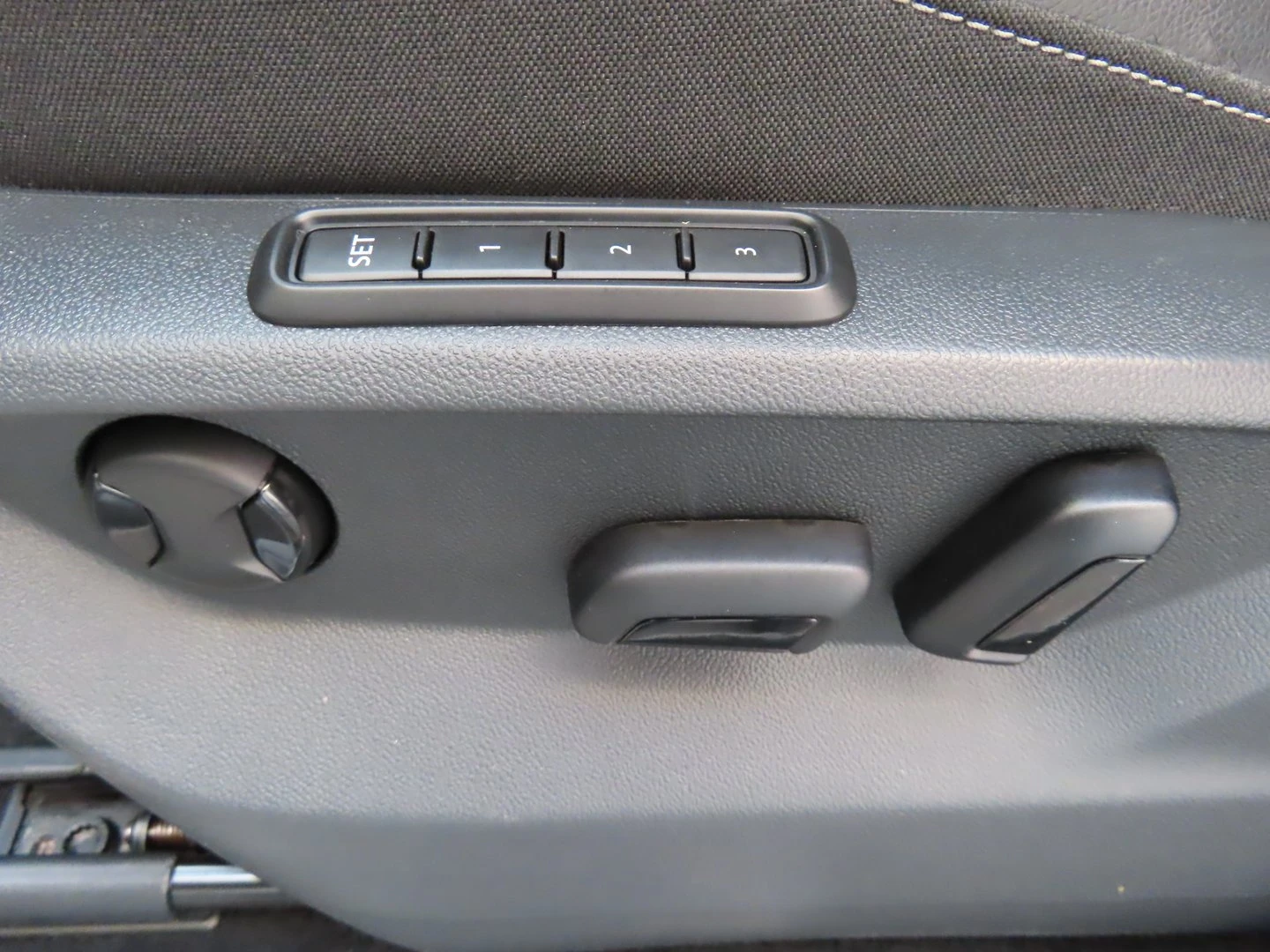 VW Tiguan LWB PA R-Line 2.0TDI 4MOTION DSG | Mobile.bg � ����������� 8