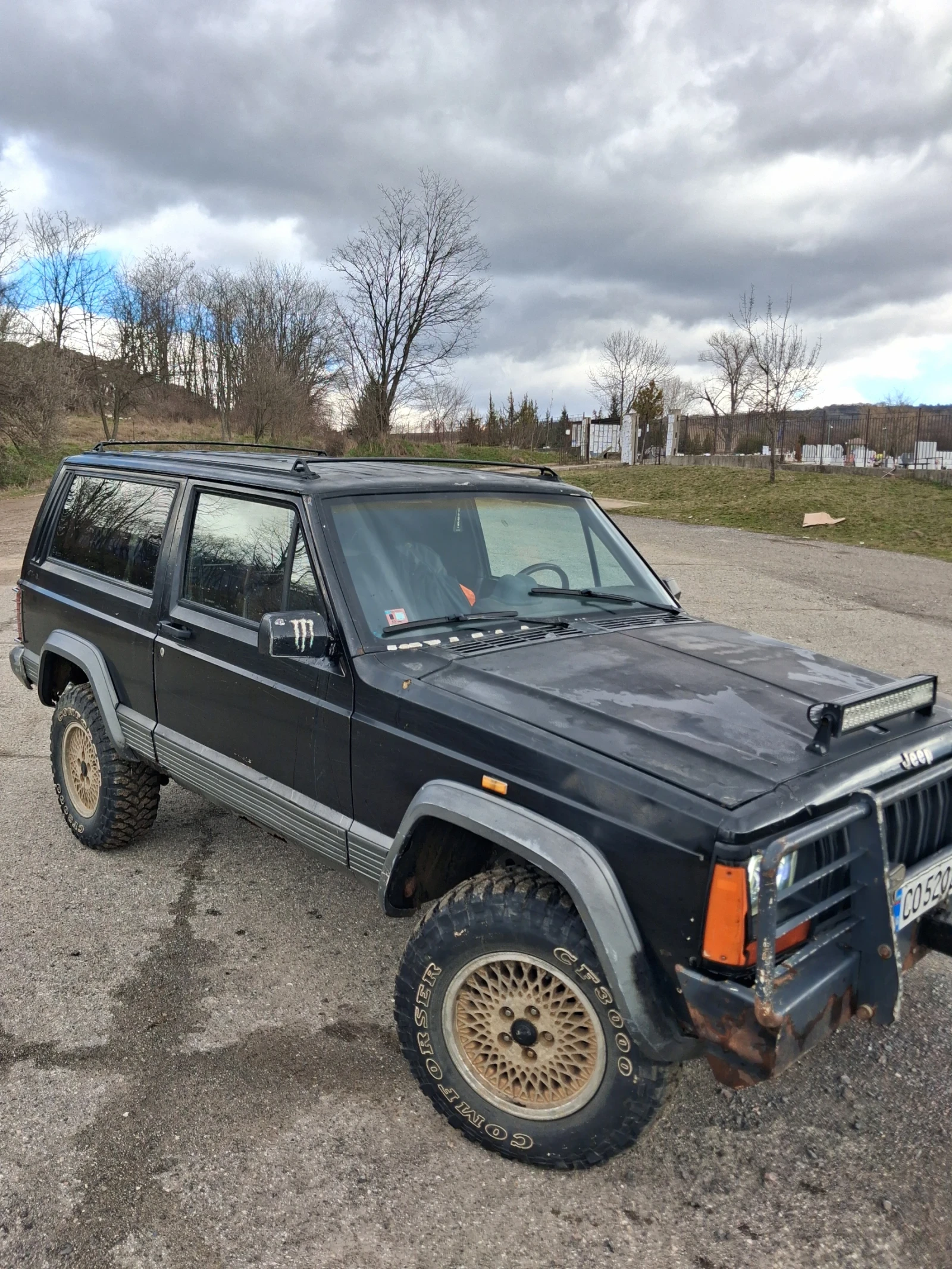 Jeep Cherokee  - изображение 2