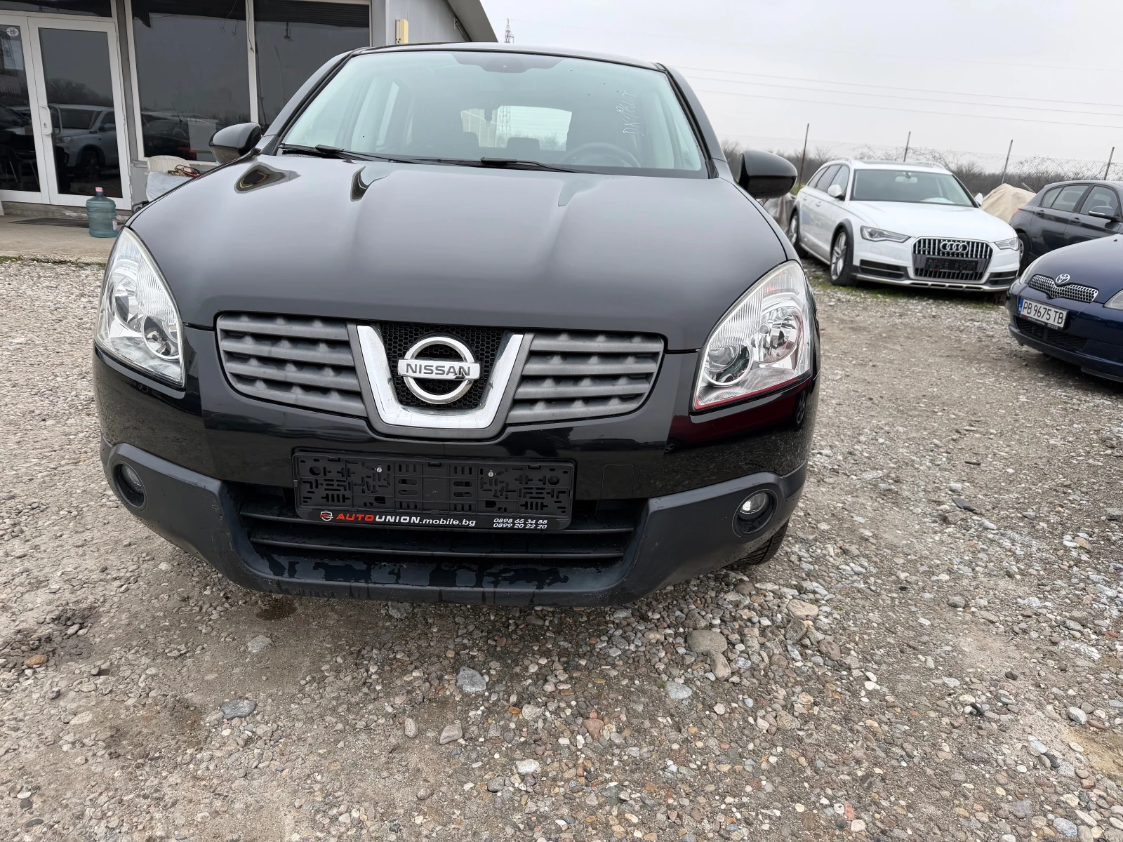 Nissan Qashqai 2.0  4X4 - изображение 2