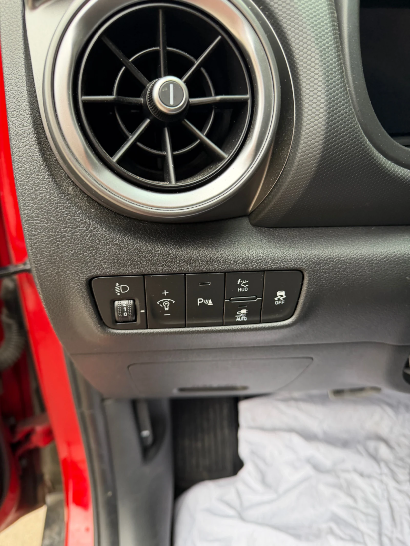 Hyundai Kona PRIME 64kWh сервизна книжка , снимка 11 - Автомобили и джипове - 53924761