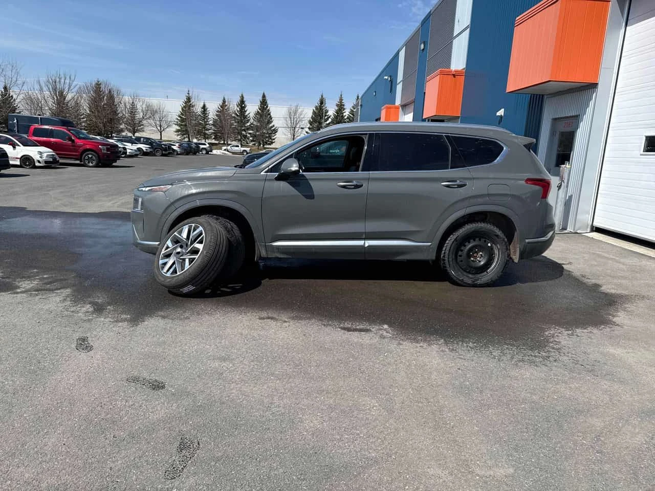 Hyundai Santa fe Ultimate Calligraphy  CARFAX, снимка 2 - Автомобили и джипове - 54172209