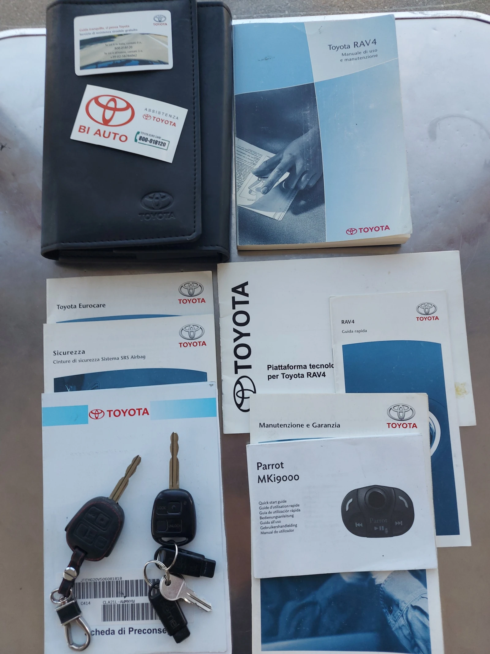 Toyota Rav4 2.0* D-4D* FACELIFT* ИТАЛИЯ, снимка 16 - Автомобили и джипове - 54229339