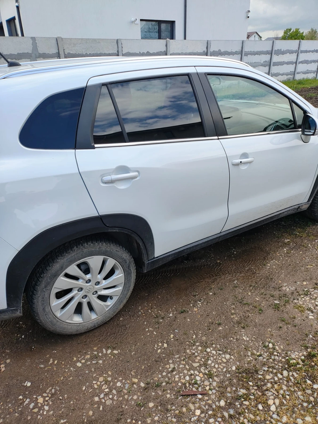 Suzuki SX4 S-Cross Мек хибрид 47000km, снимка 4 - Автомобили и джипове - 54560424
