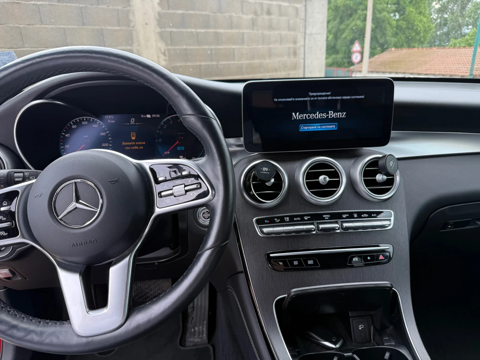 Mercedes-Benz GLC 350 350 Е 4 MATIC, снимка 7 - Автомобили и джипове - 54748789