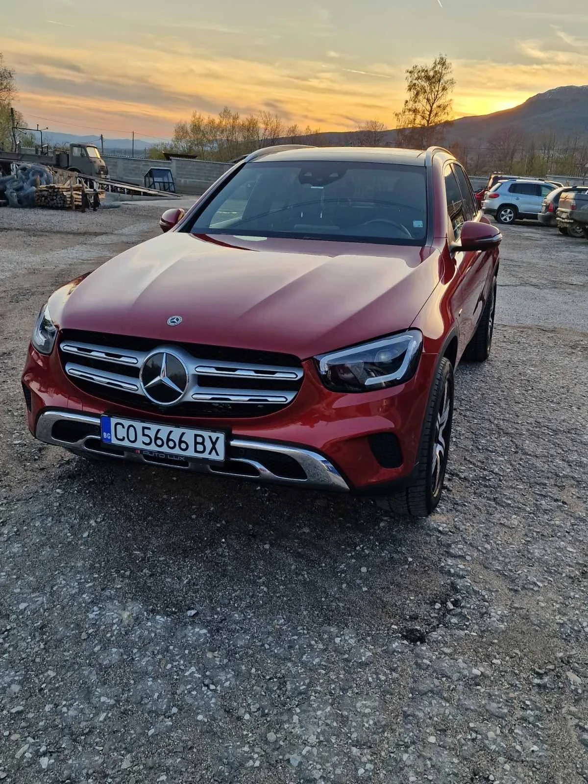 Mercedes-Benz GLC 350 350 Е 4 MATIC, снимка 2 - Автомобили и джипове - 54748789