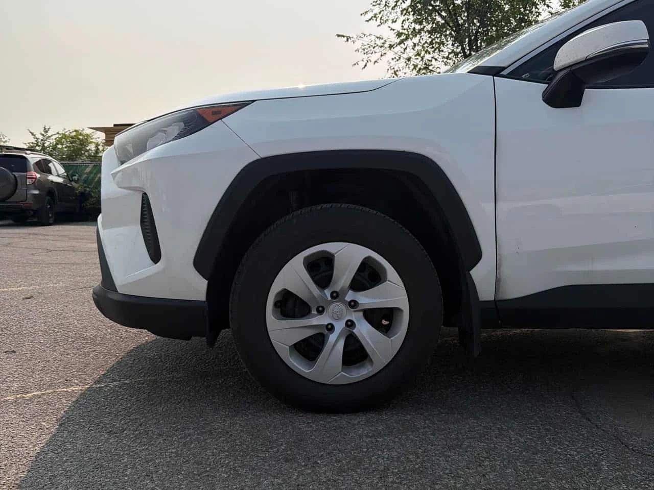 Toyota Rav4 * LE * CARFAX * БЕЗ ПЪРВОНАЧАЛНА ВНОСКА, снимка 7 - Автомобили и джипове - 55435435