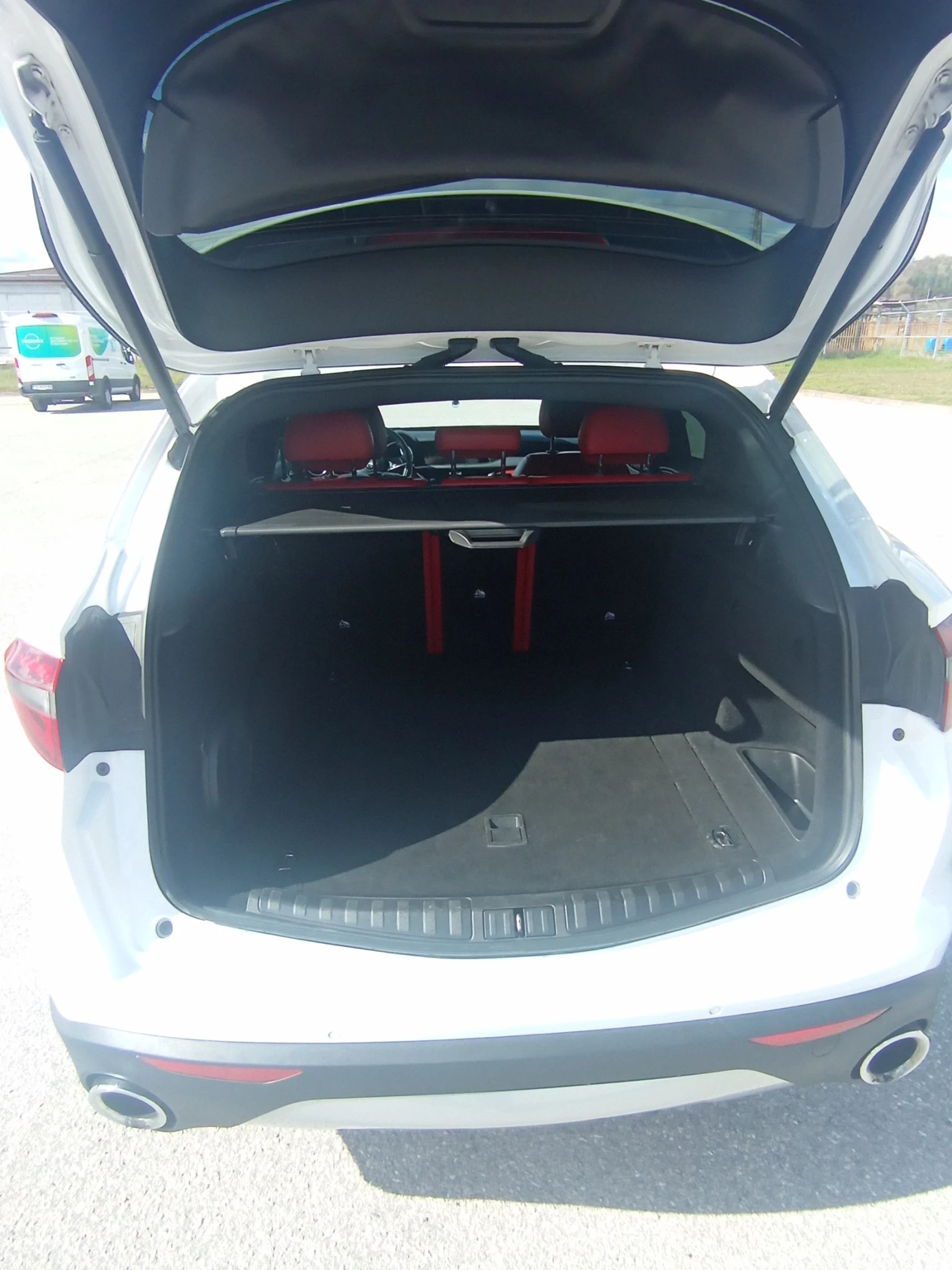 Alfa Romeo Stelvio 2.0 TI SPORT 280 , снимка 12 - Автомобили и джипове - 55956575
