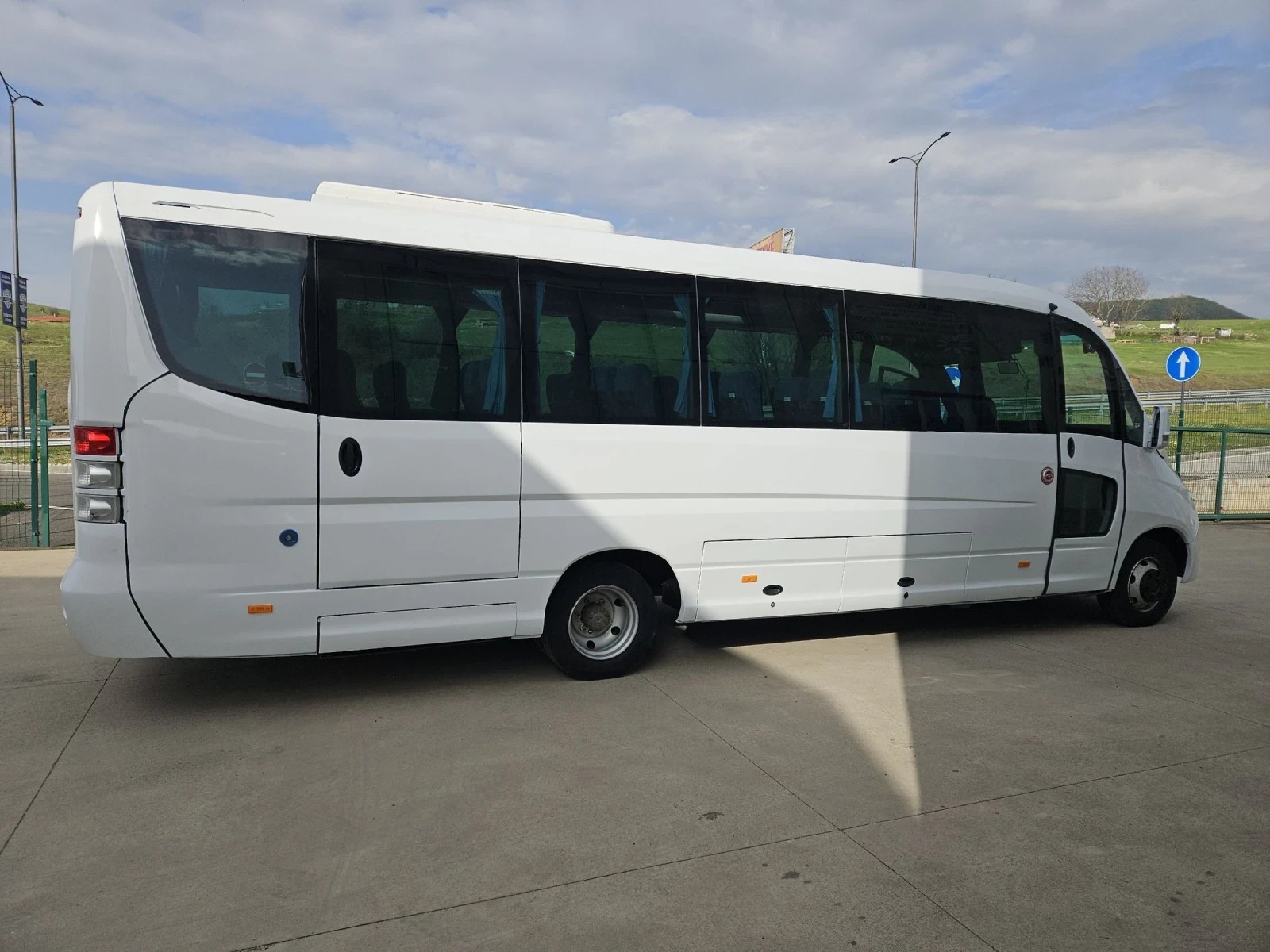 Mercedes-Benz Vario Мерцедес 818D - изображение 6