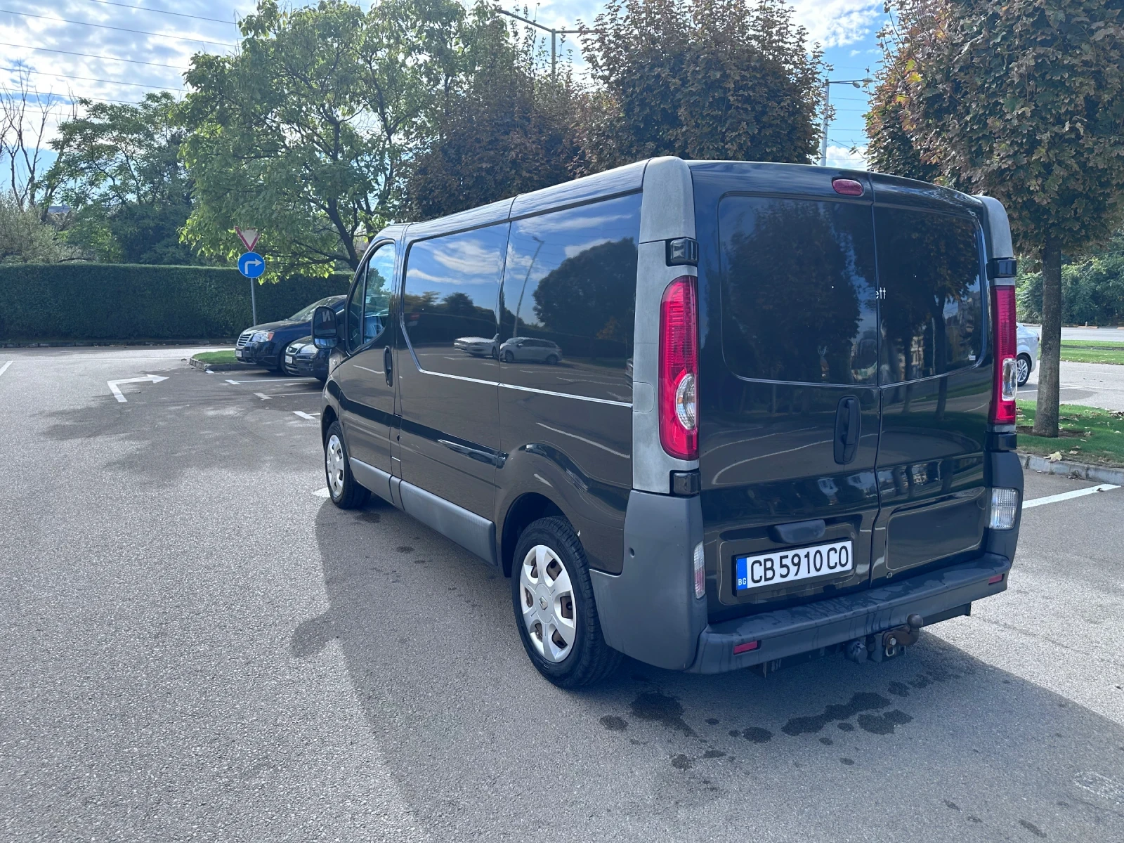 Renault Trafic, снимка 3 - Бусове и автобуси - 56438812