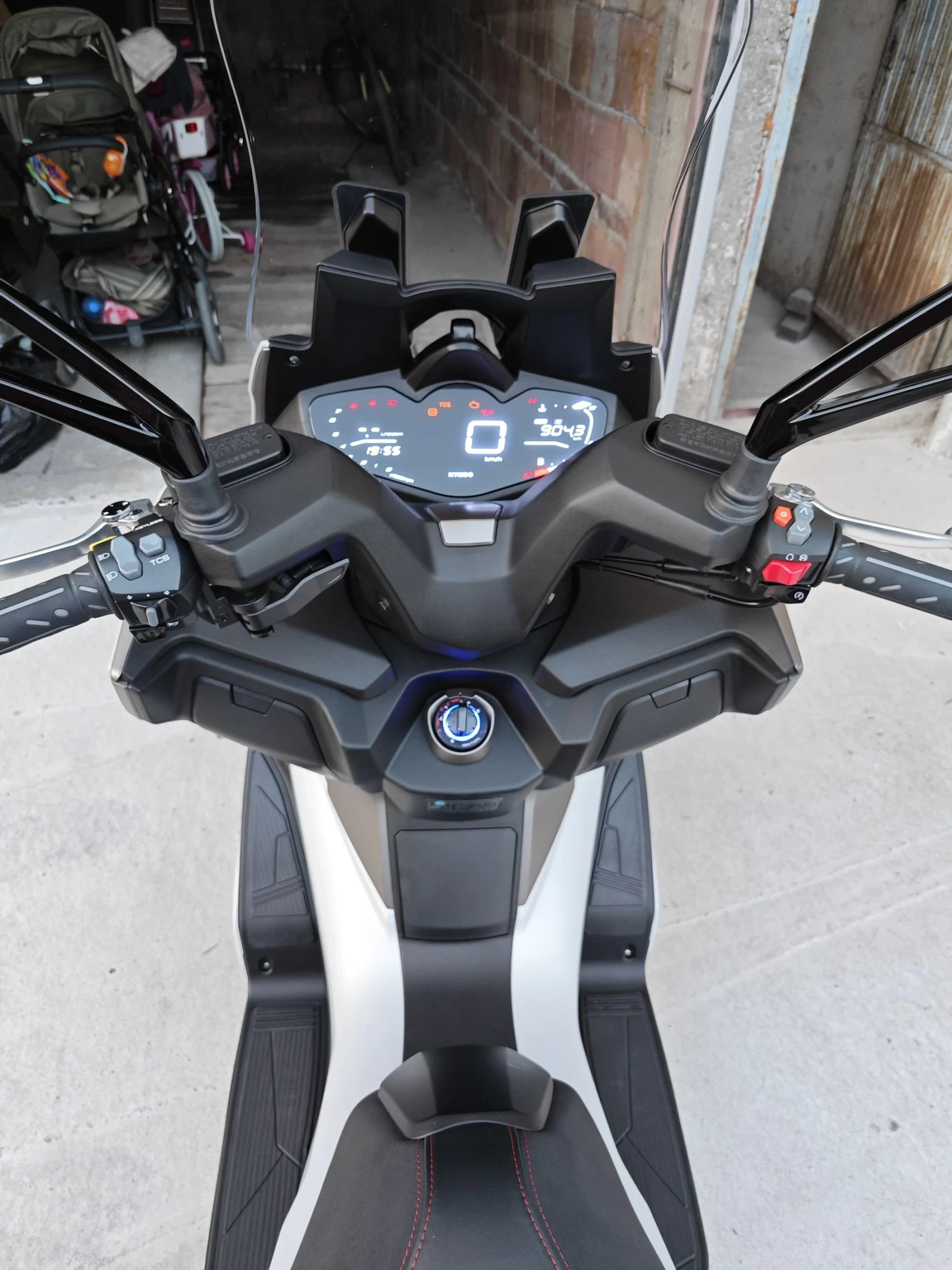 Kymco Xciting VS400, ABS, TCS, LED - изображение 4