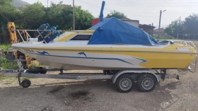 Моторна яхта Glastron, снимка 2