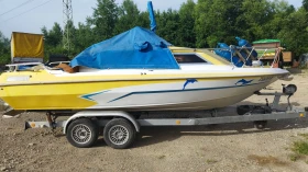 Моторна яхта Glastron, снимка 1