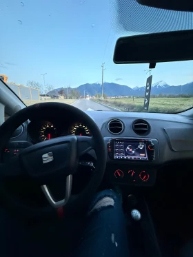 Seat Ibiza Нов внос!Регистрирана обслужена качваш се и караш!, снимка 14