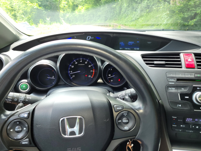 Honda Civic 1.8 VTEC- Автомат, снимка 9 - Автомобили и джипове - 45952232