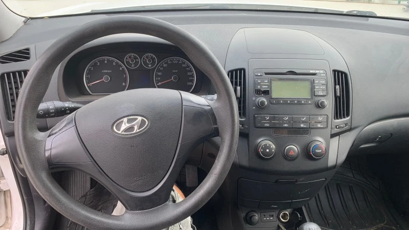 Hyundai I30 Hyundai I30 1,4, снимка 12 - Автомобили и джипове - 42459532