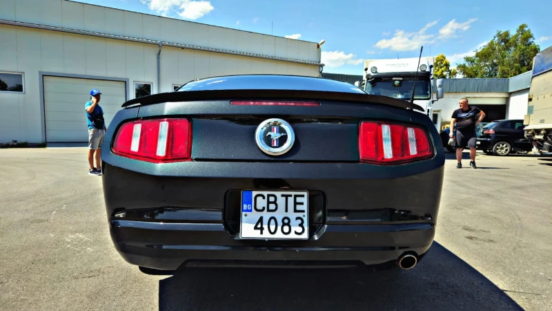 Ford Mustang 3.7 V6, снимка 8 - Автомобили и джипове - 47381378