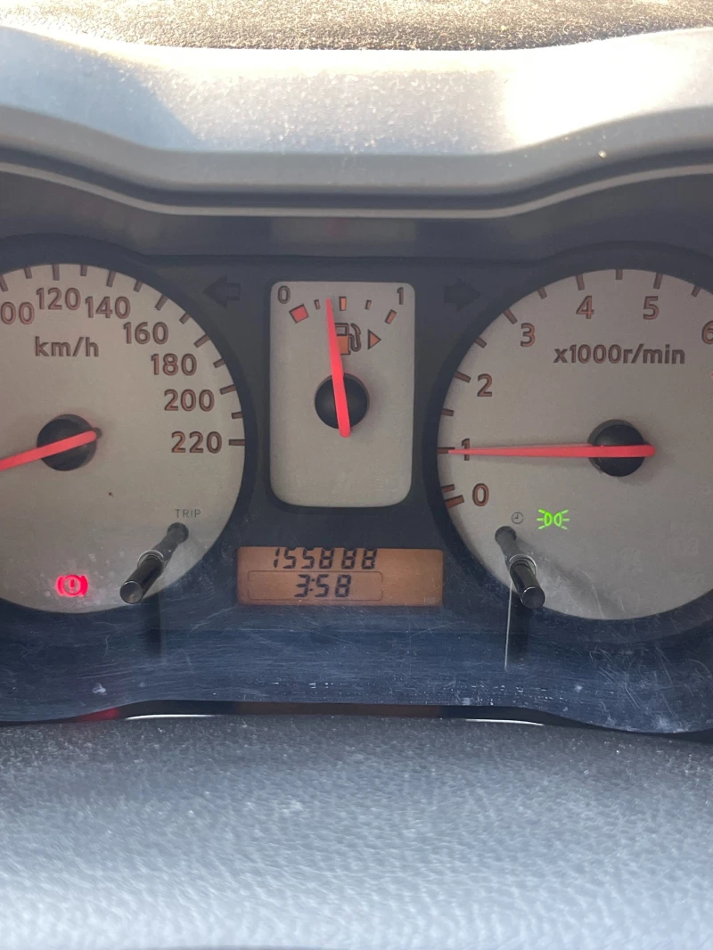 Nissan Note, снимка 5 - Автомобили и джипове - 48003368