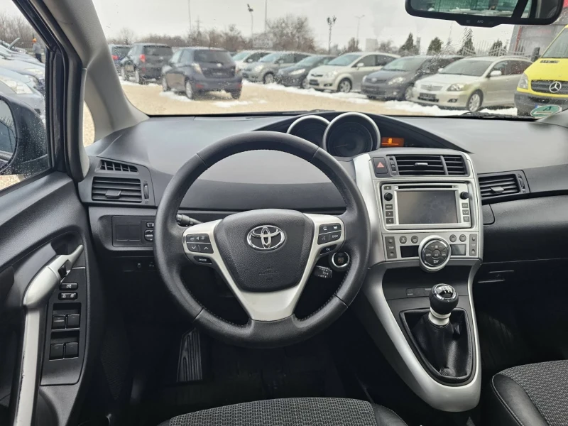 Toyota Verso 2.2 D-CAT/EXECUTIVE/NAVI/PANORAMA, снимка 12 - Автомобили и джипове - 48912861